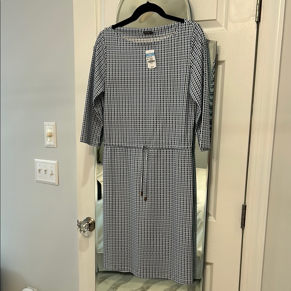 J McLaughlin Marianne Dress Size M NWT